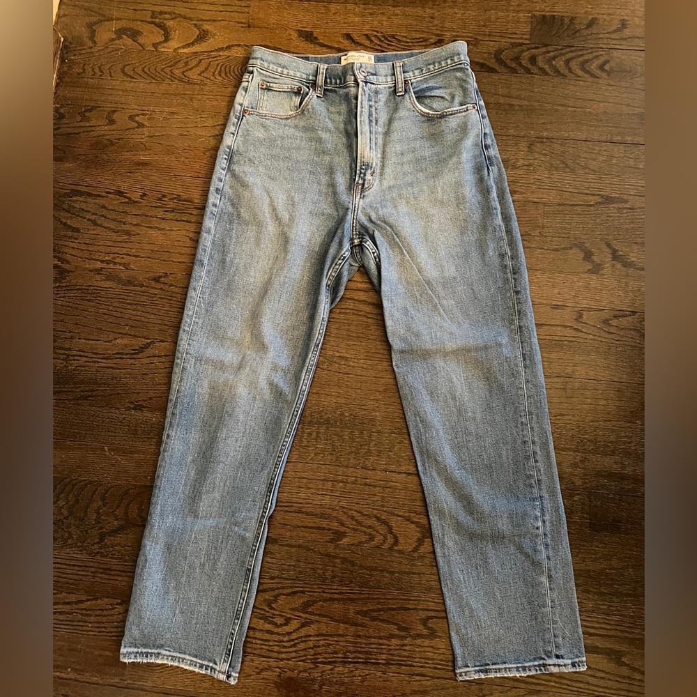 Abercrombie curve love ankle straight jean